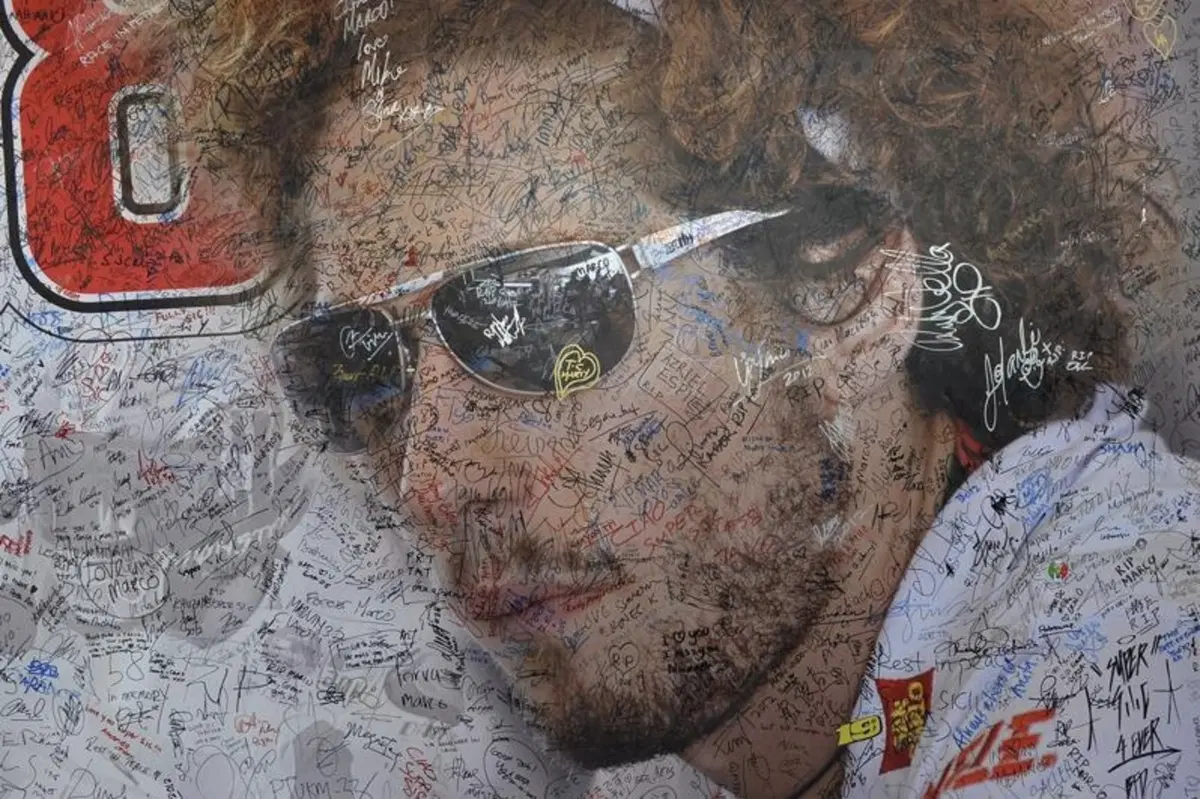 Le foto più spettacolari del GP di Sepang (31)
