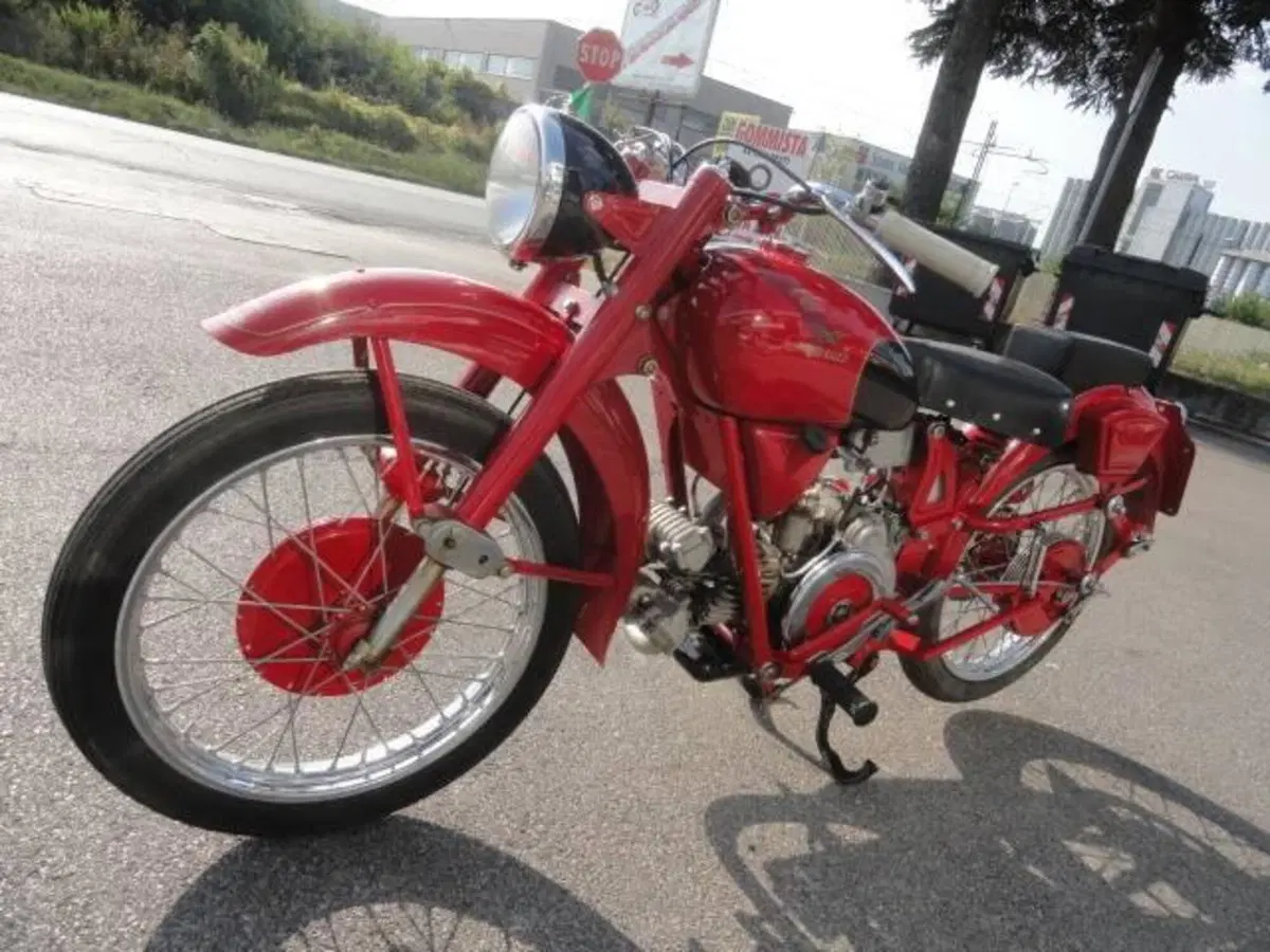 Moto Guzzi AIRONE 250 TURISMO (5)