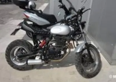 Le Strane di Moto.it: Hyosung Karion RT 125 4v