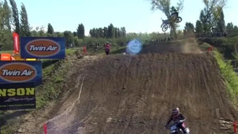 MXGP femminile: il video del volo (e dell&rsquo;atterraggio) di Curtney Duncan &egrave; gi&agrave; virale [VIDEO]