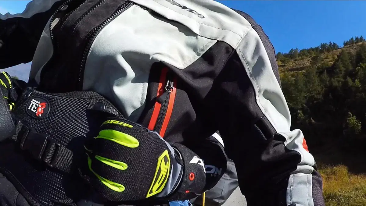 Viaggi e giri in moto, l'itinerario della settimana: dal Colle delle Finestre ai Monti della Luna (11)