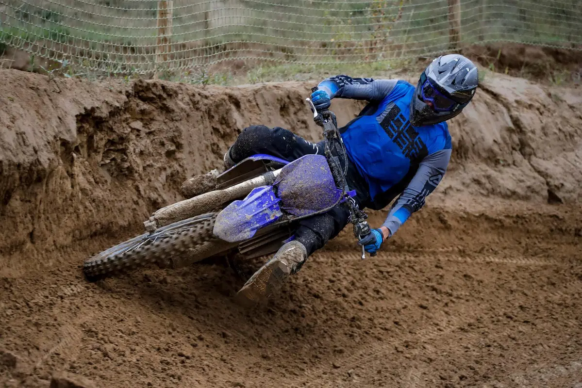 Yamaha YZ250F 2021 TEST (18)