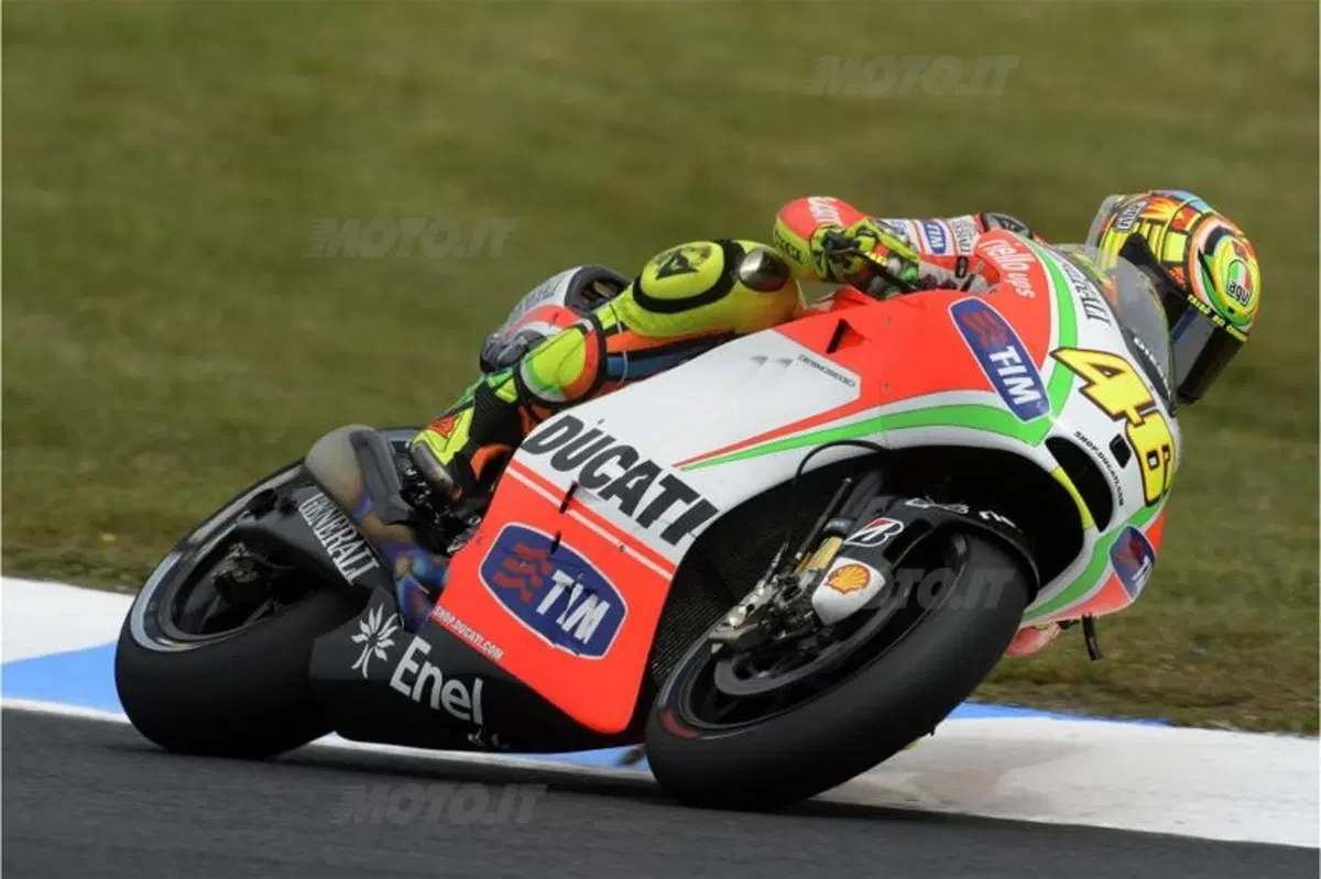 Rossi: "In Yamaha sarò il numero due" (12)