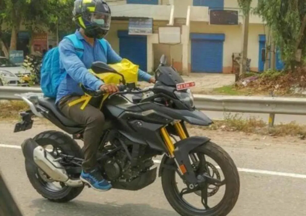 BMW G310R e G310GS, presentazione l'8 ottobre (2)