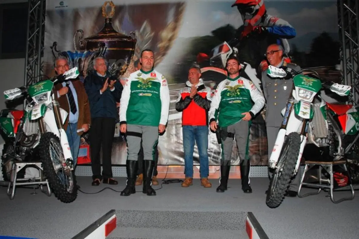 HM Honda fornisce due moto al Corpo Forestale dello Stato (2)