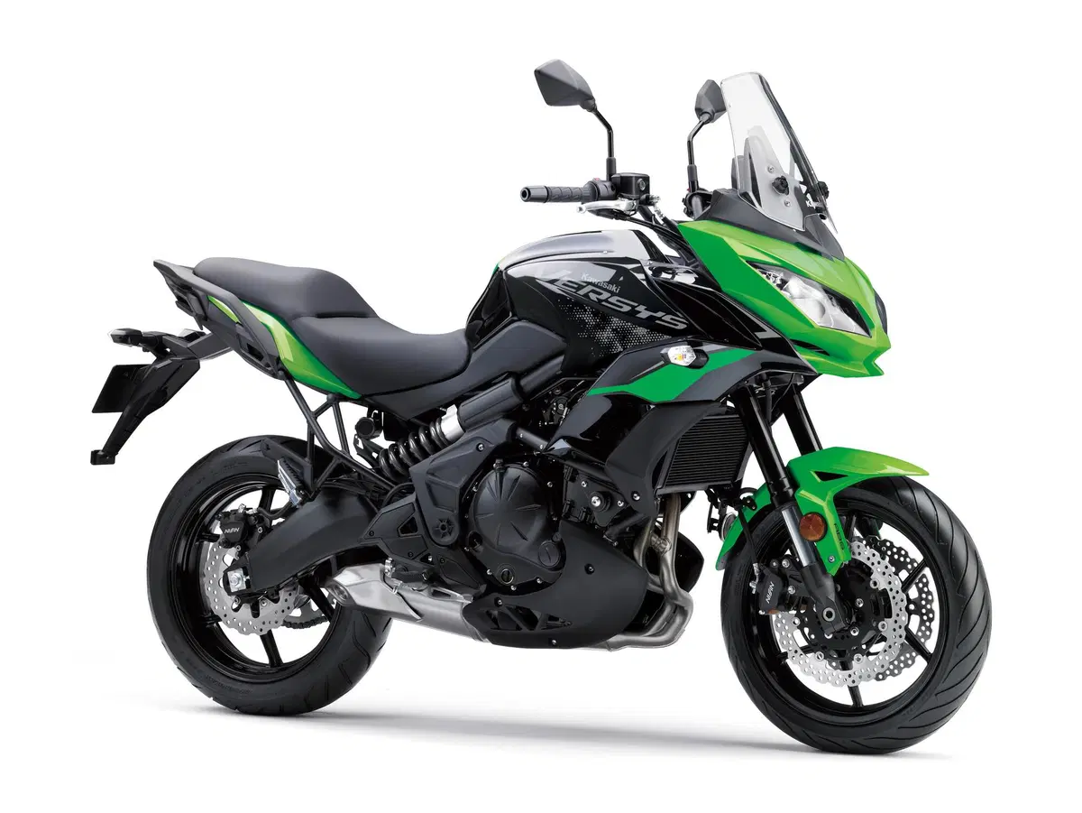 Kawasaki Z650, Ninja 650 e Versys 650 2021: Euro 5, ritocchi e nuovi colori (3)