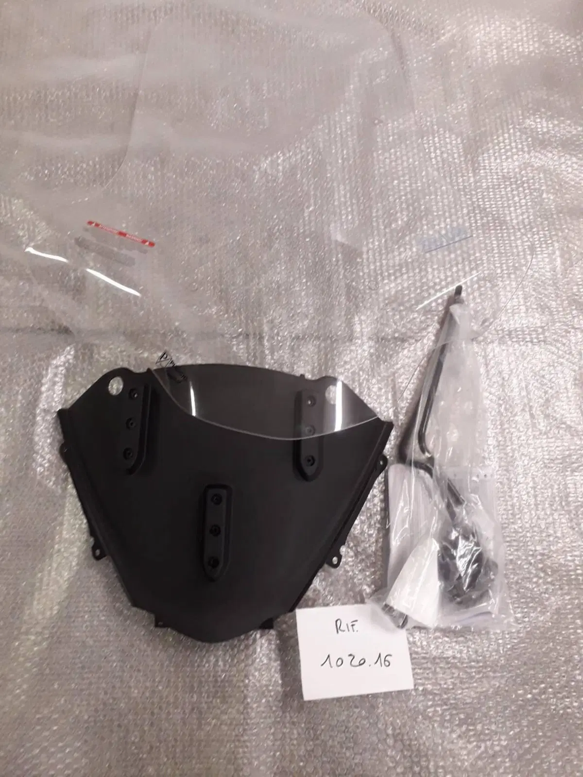 KIT PARABREZZA ORIGINALE PIAGGIO MP3 300 -350-500 (2)