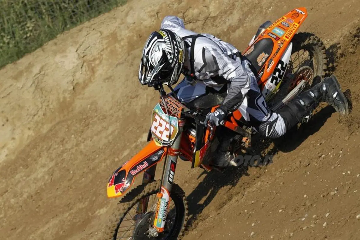 KTM SX-F Factory 2012   (7)