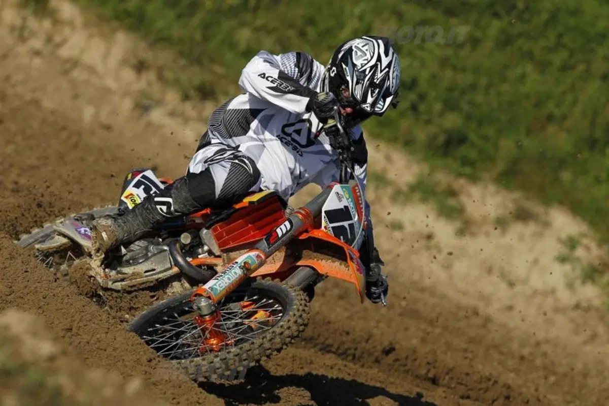 KTM SX-F Factory 2012   (15)