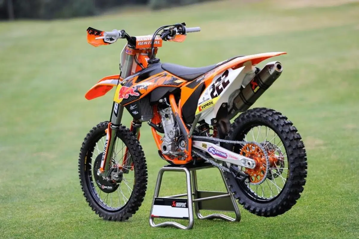 KTM SX-F Factory 2012   (19)