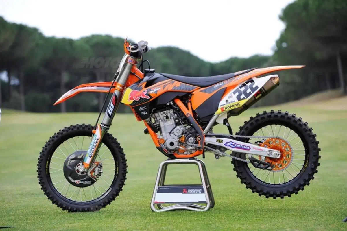 KTM SX-F Factory 2012   (20)