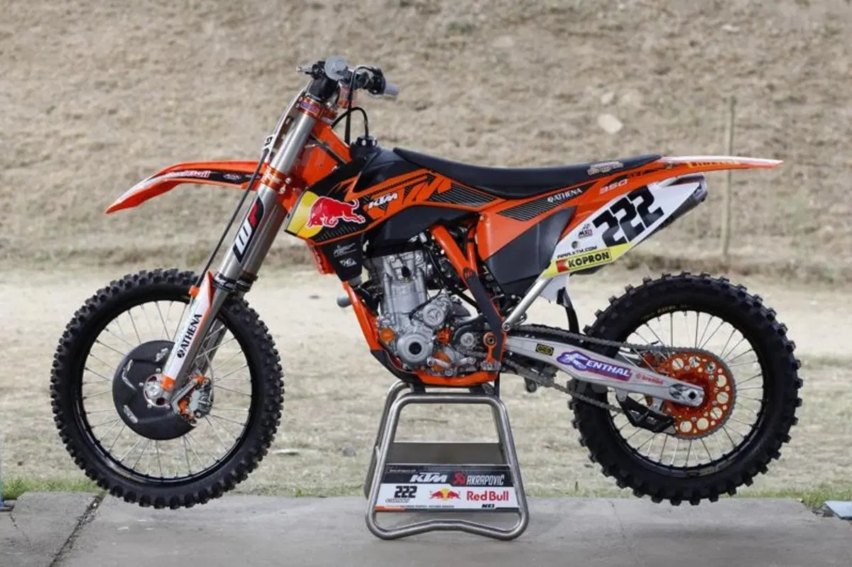 KTM SX-F Factory 2012   (22)