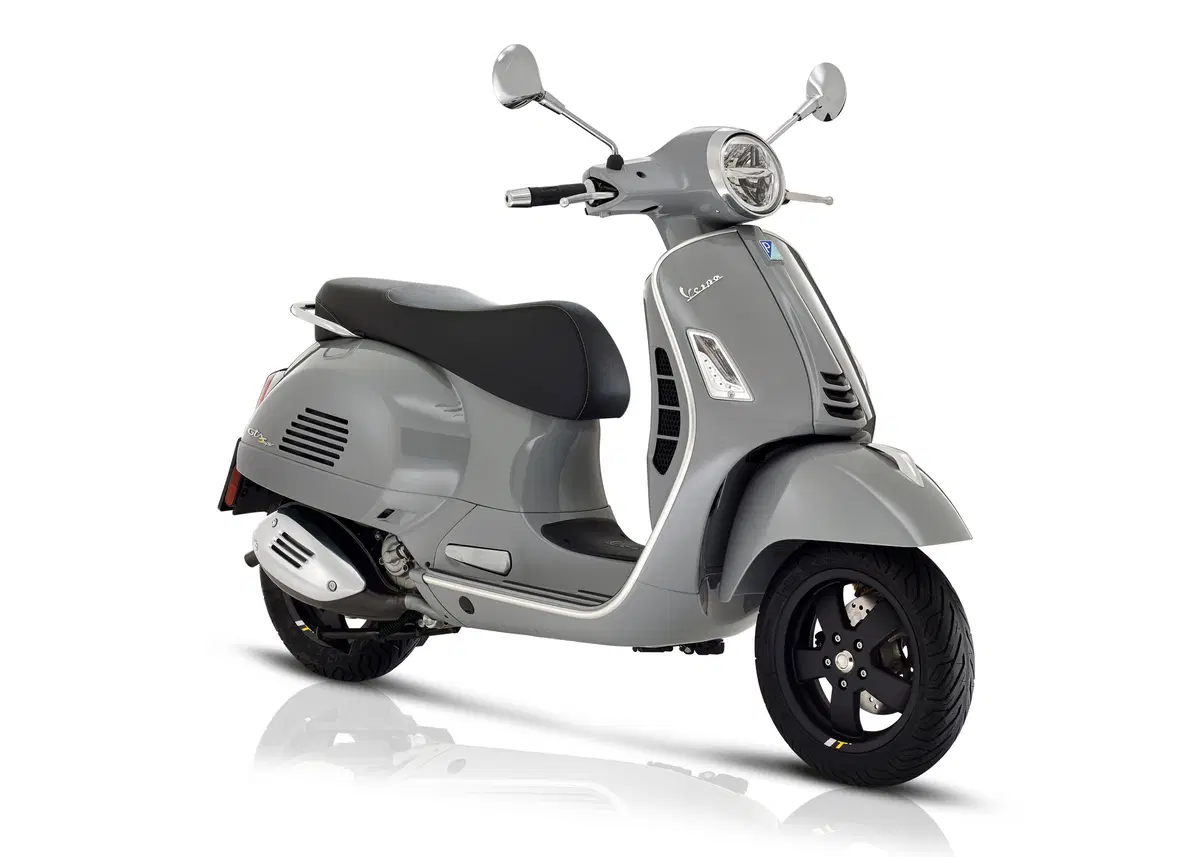 Vespa GTS 300 GTS 300 Supertech Hpe (2021 - 22) (2)