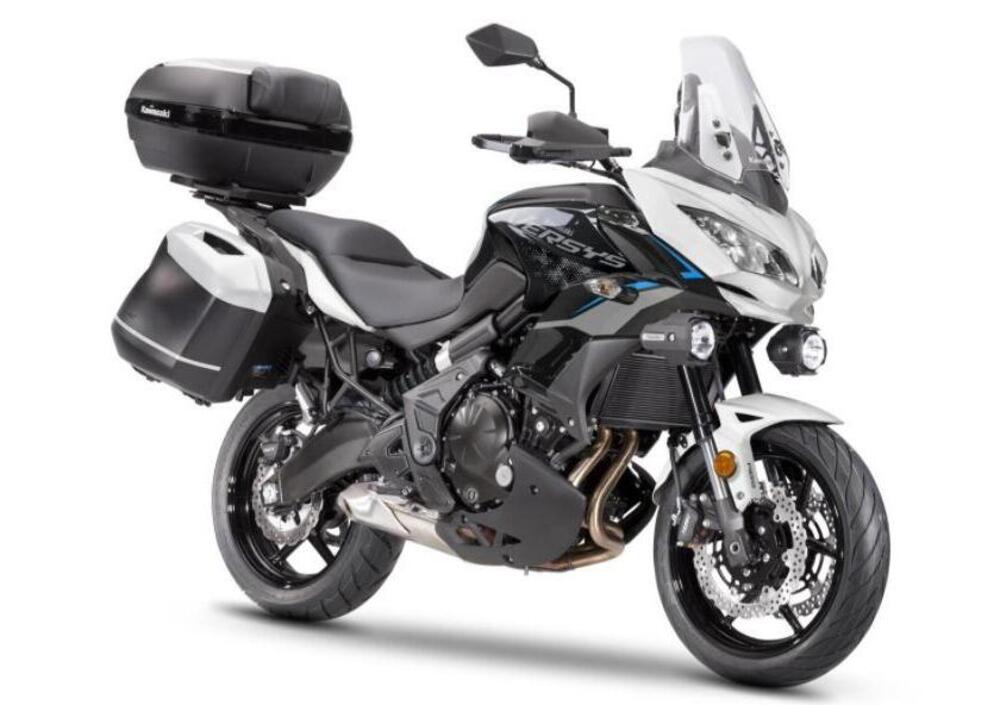 Kawasaki Versys 650 Grand Tourer (2021) (2)