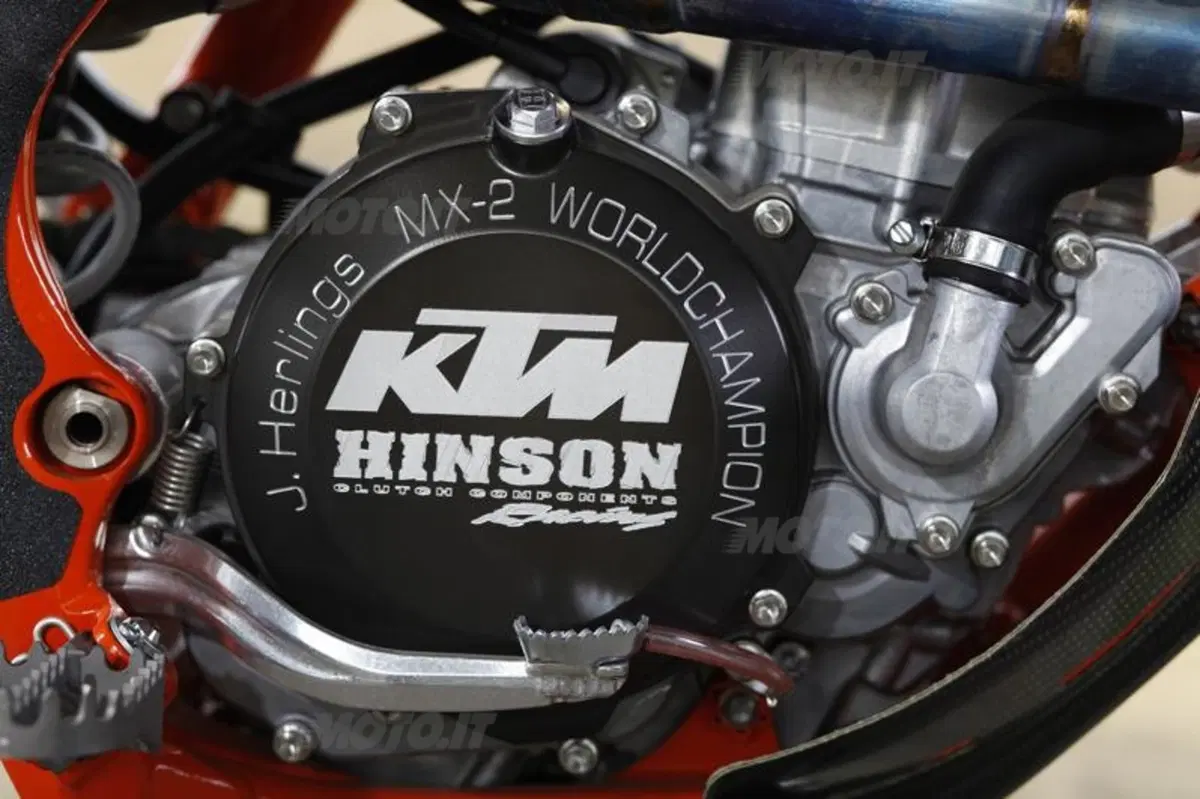 KTM SX-F Factory 2012   (53)
