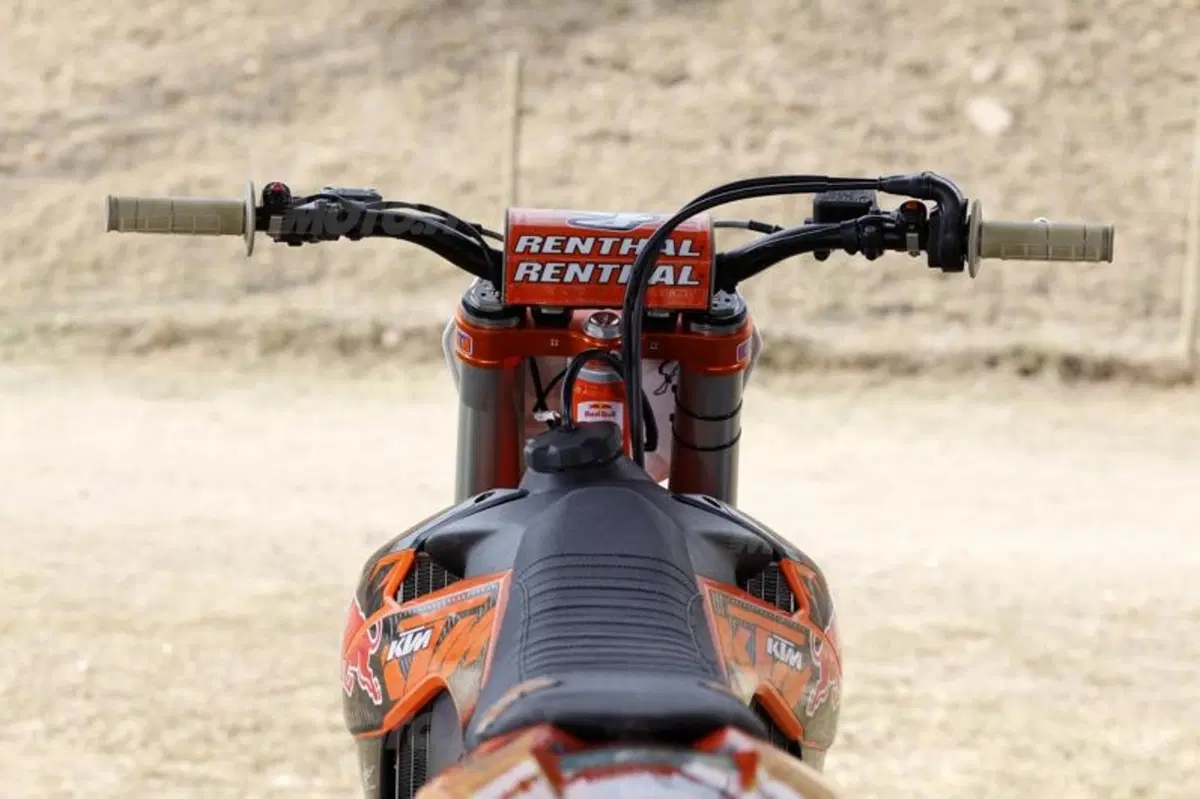 KTM SX-F Factory 2012   (72)