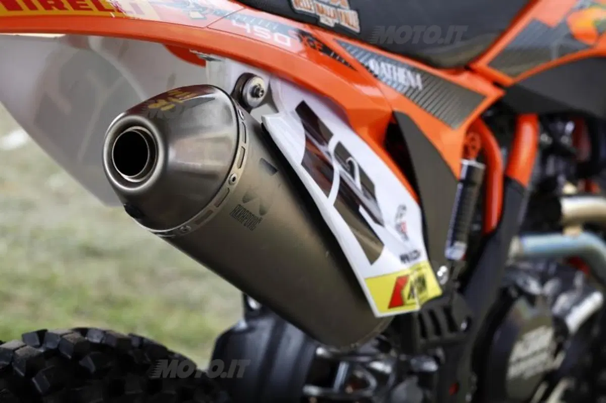 KTM SX-F Factory 2012   (76)