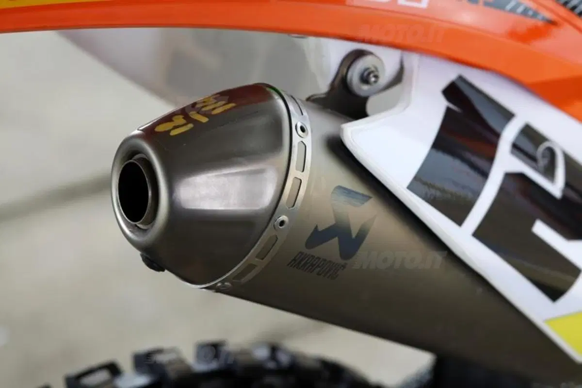 KTM SX-F Factory 2012   (78)