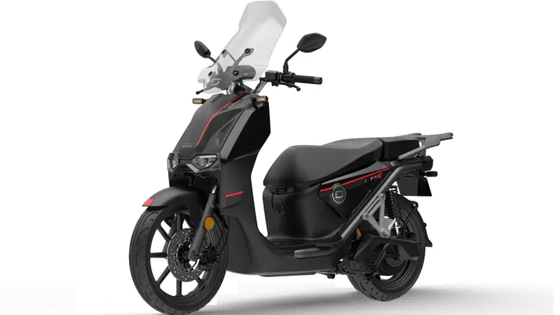 Super Soco "Progetto CPx", regali e vantaggi per chi acquista in ottobre 