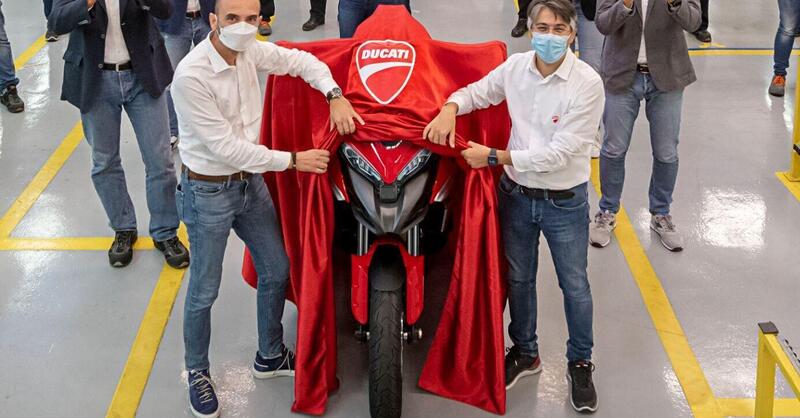 Ducati Multistrada V4: &egrave; in produzione la prima moto al mondo con il Radar