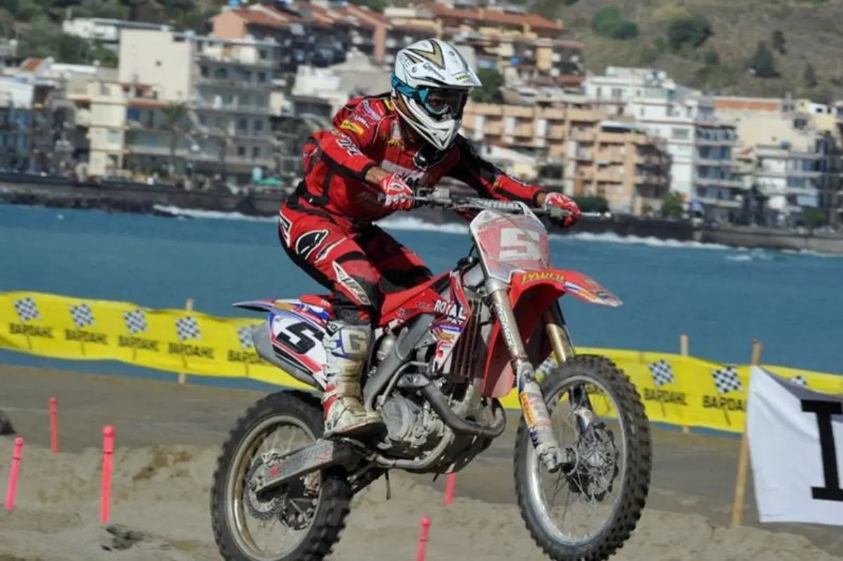 Supermarecross: Fabbri, Compagnone e Lentini si laureano campioni 2012 (2)