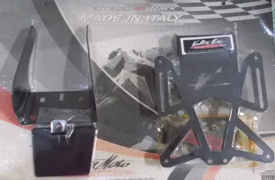 Kit portatarga PISTA Valter Moto per SpeedTriple Valter Moto Components