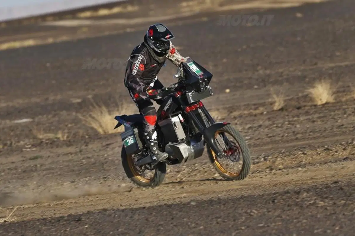 Tacita T-Race, la moto da Rally a propulsione elettrica