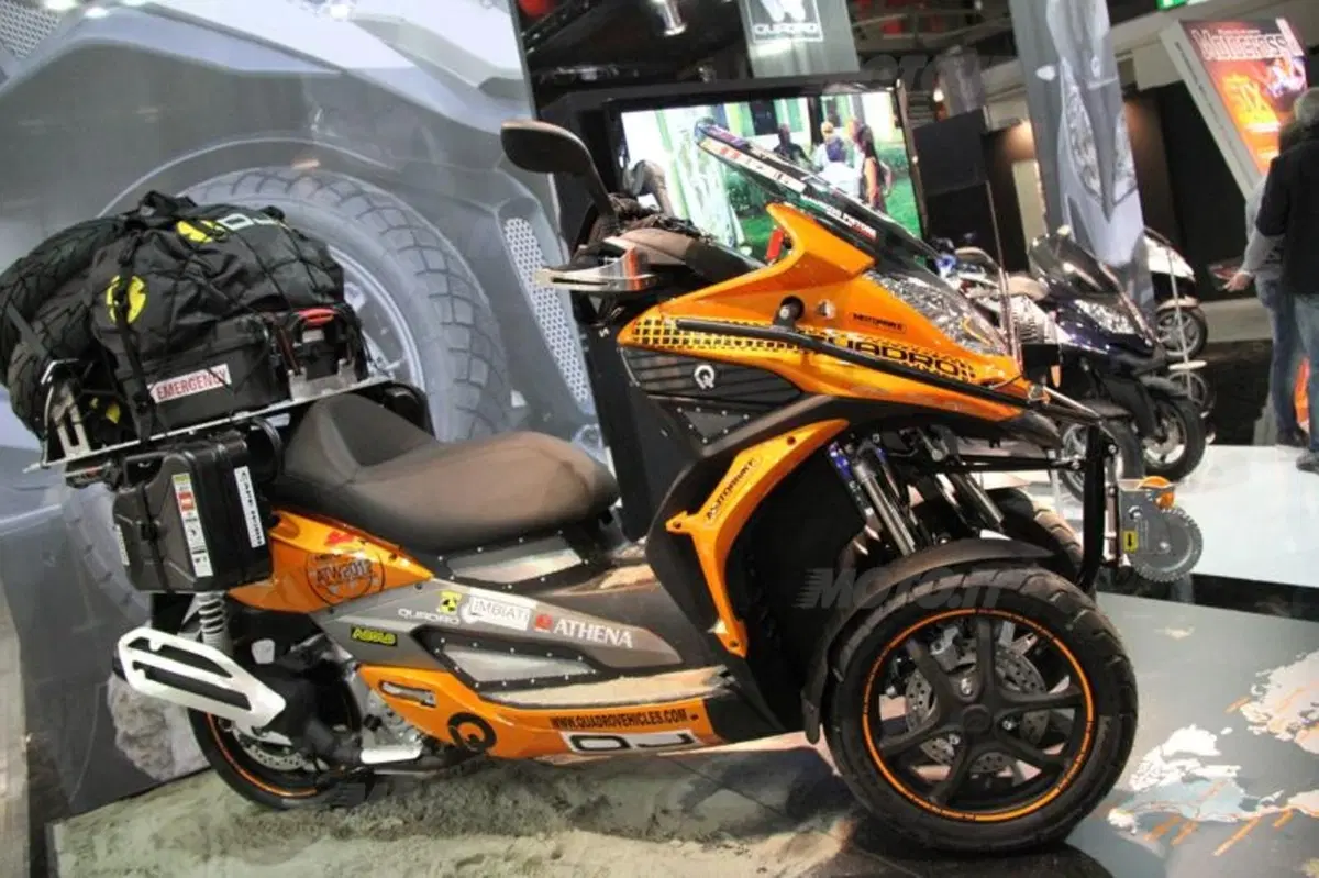 Quadro presenta il nuovo scooter a 4 ruote Parkour a EICMA (3)