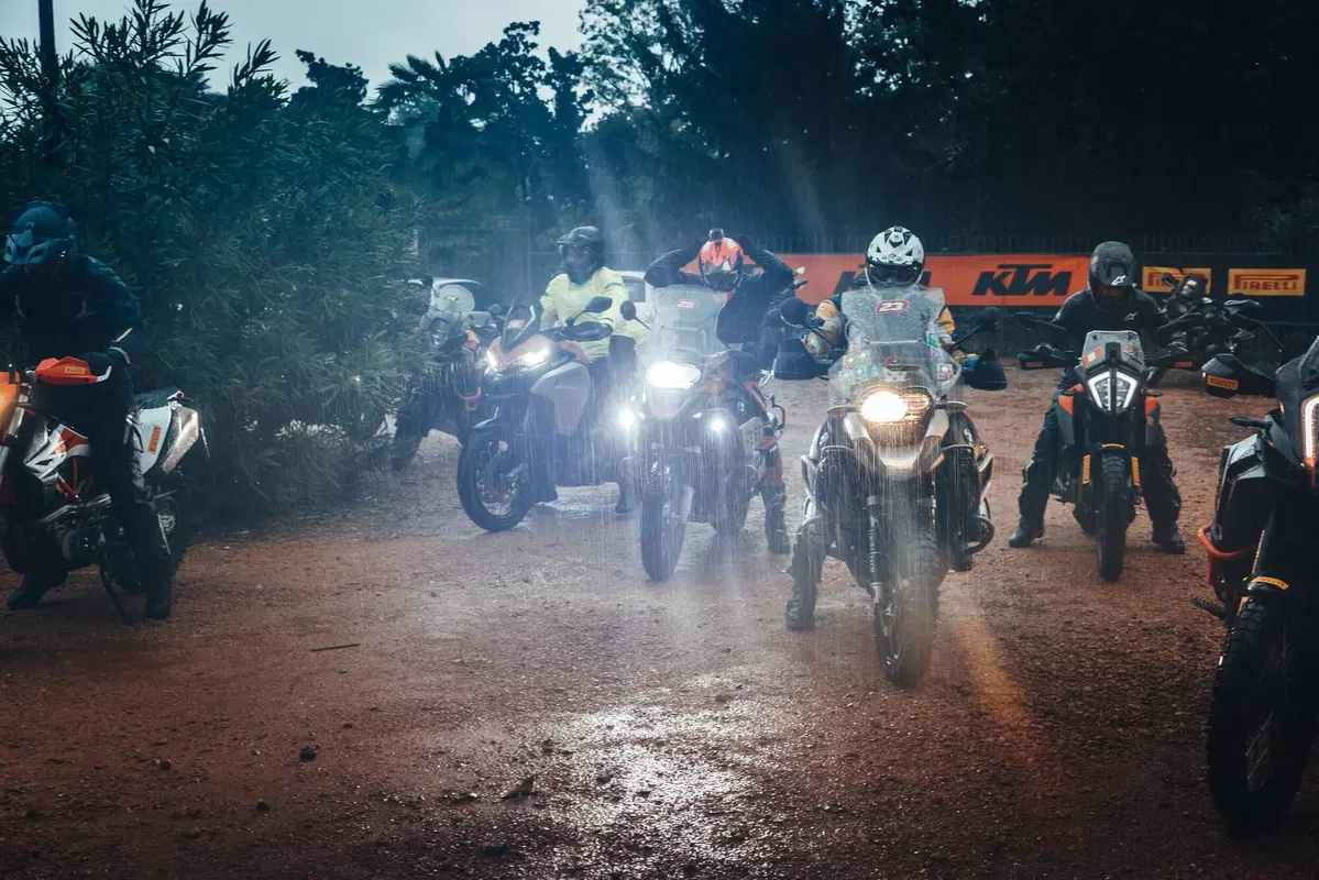 Con KTM e Pirelli maxienduro in fuoristrada: è Ride Out Experience (9)