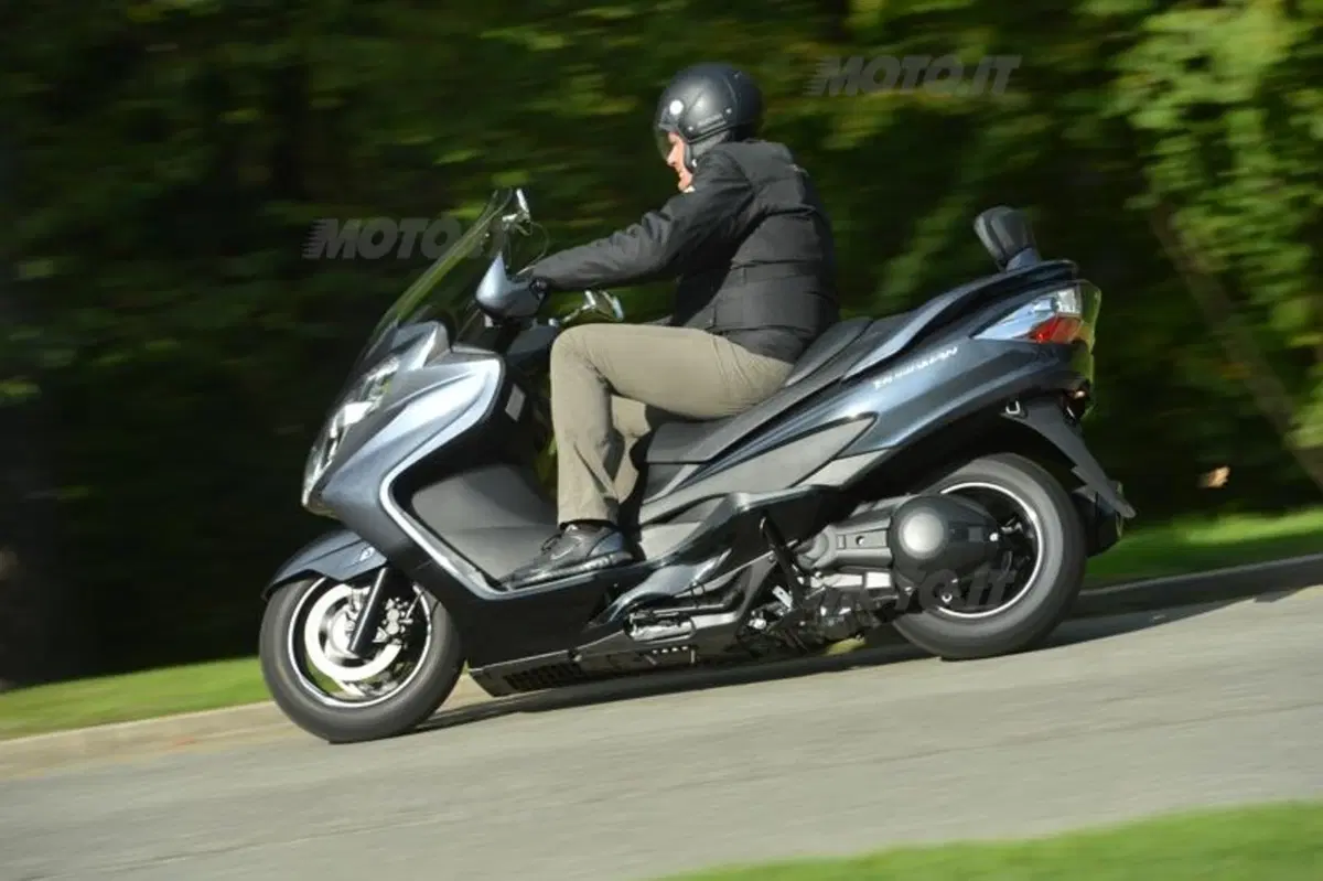 Suzuki presenta i vincitori del premio “Diventa testimonial" (4)