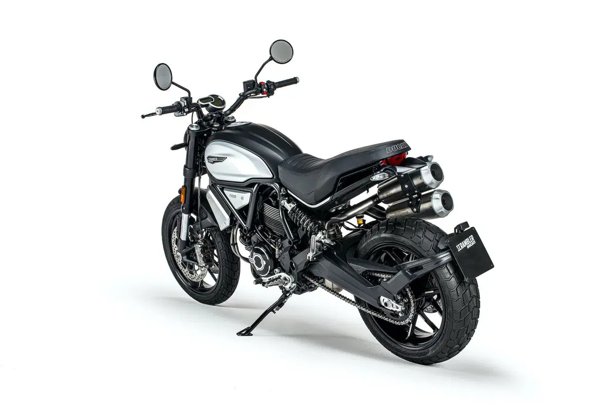 Ducati Scrambler 1100 Dark Pro, nuova livrea per l'ammiraglia (5)