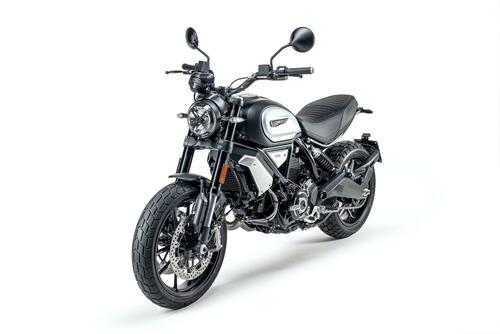 Ducati Scrambler 1100 Dark Pro, nuova livrea per l'ammiraglia (6)