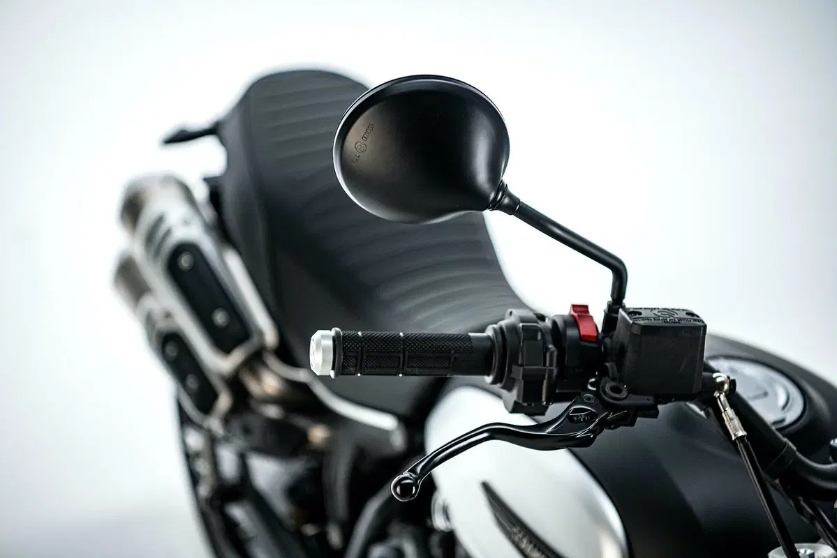 Ducati Scrambler 1100 Dark Pro, nuova livrea per l'ammiraglia (12)