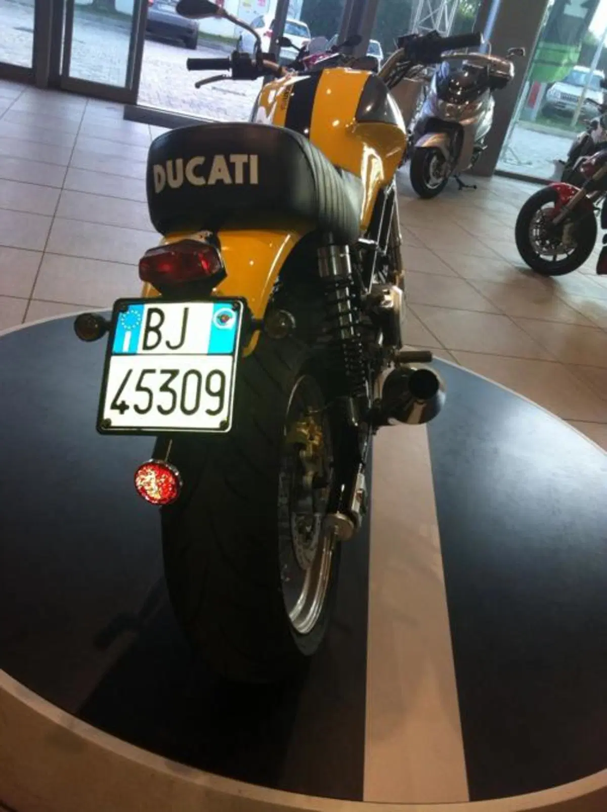 Le Strane di Moto.it Ducati Scrambster (4)