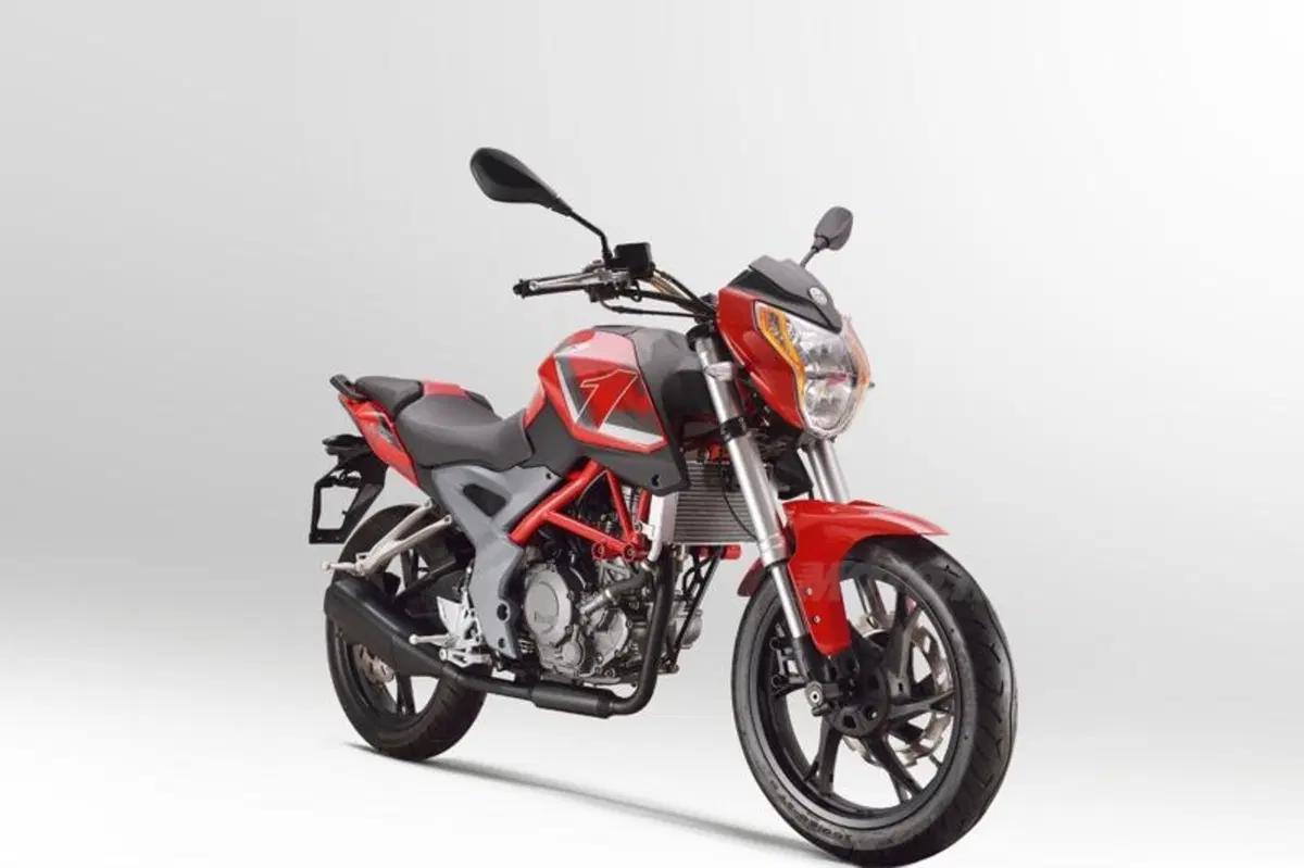 Nuove Benelli BN600 e UNO C 250 a EICMA 2012 (2)