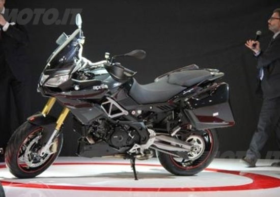 Nuove Aprilia Caponord 1200 e RSV4R ABS a EICMA 2012