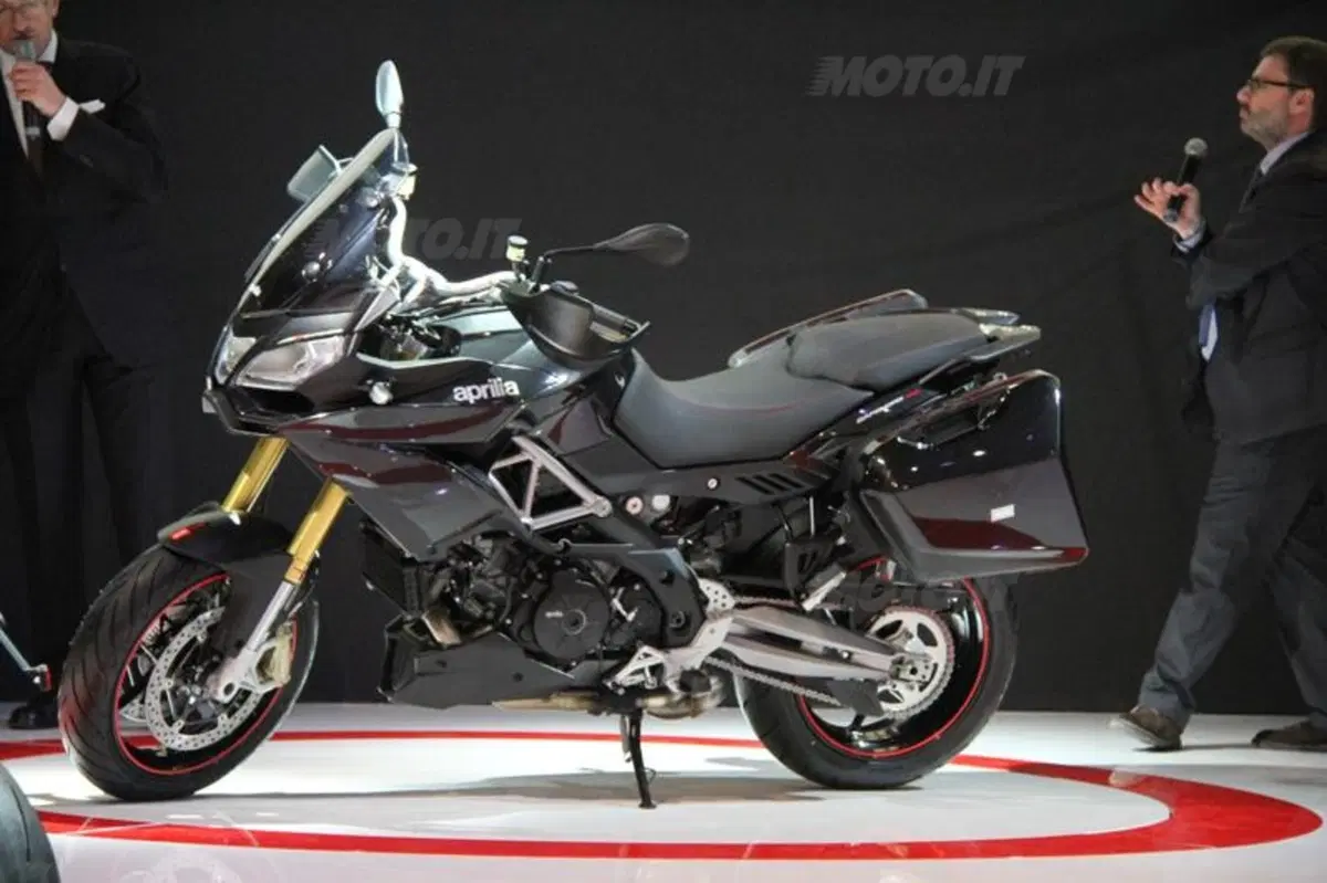 Nuove Aprilia Caponord 1200 e RSV4R ABS a EICMA 2012