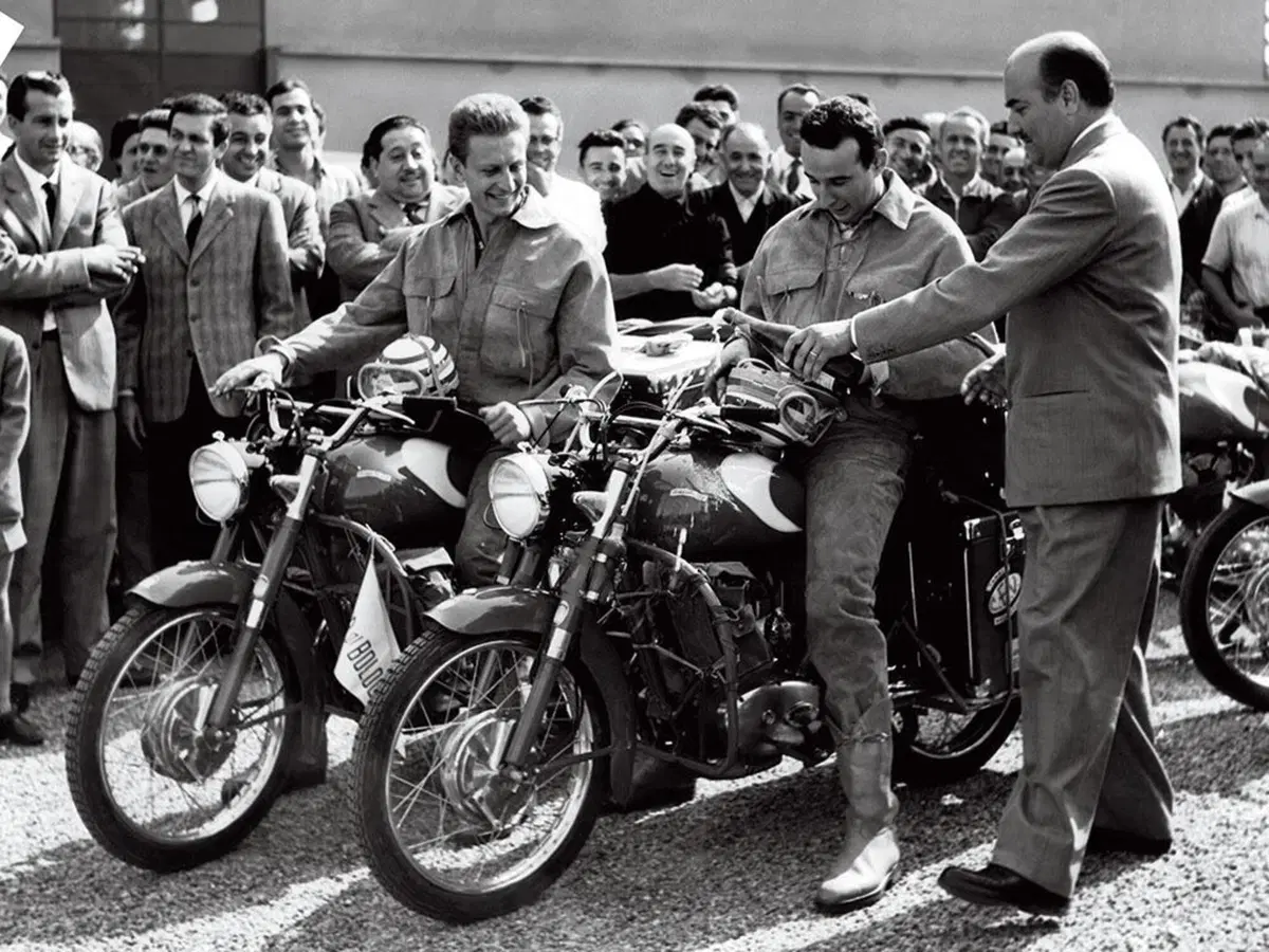 Le Ducati 175 del giro del mondo di Tartarini e Monetti certificate dall'ASI