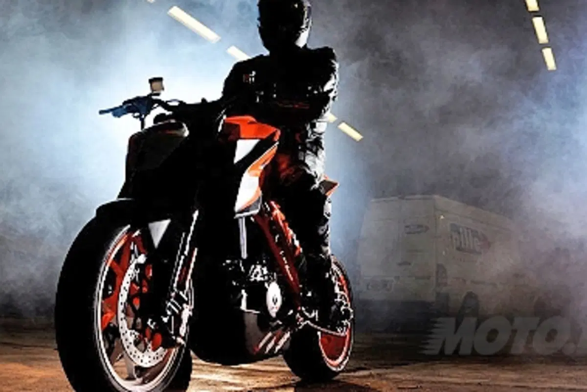 KTM "Beast" 1290 a EICMA 2012. Sarà la futura Super Duke? (3)
