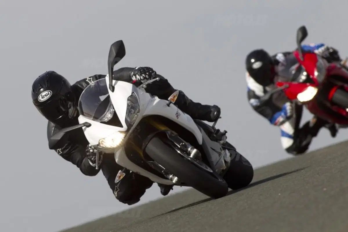 Nuove Triumph Daytona 675 e 675R a EICMA 2012 (13)