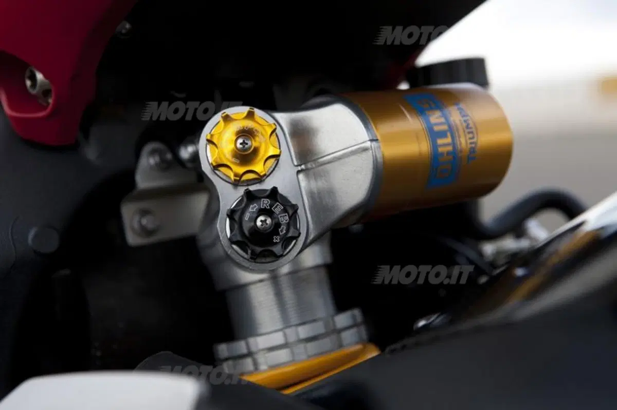 Nuove Triumph Daytona 675 e 675R a EICMA 2012 (18)