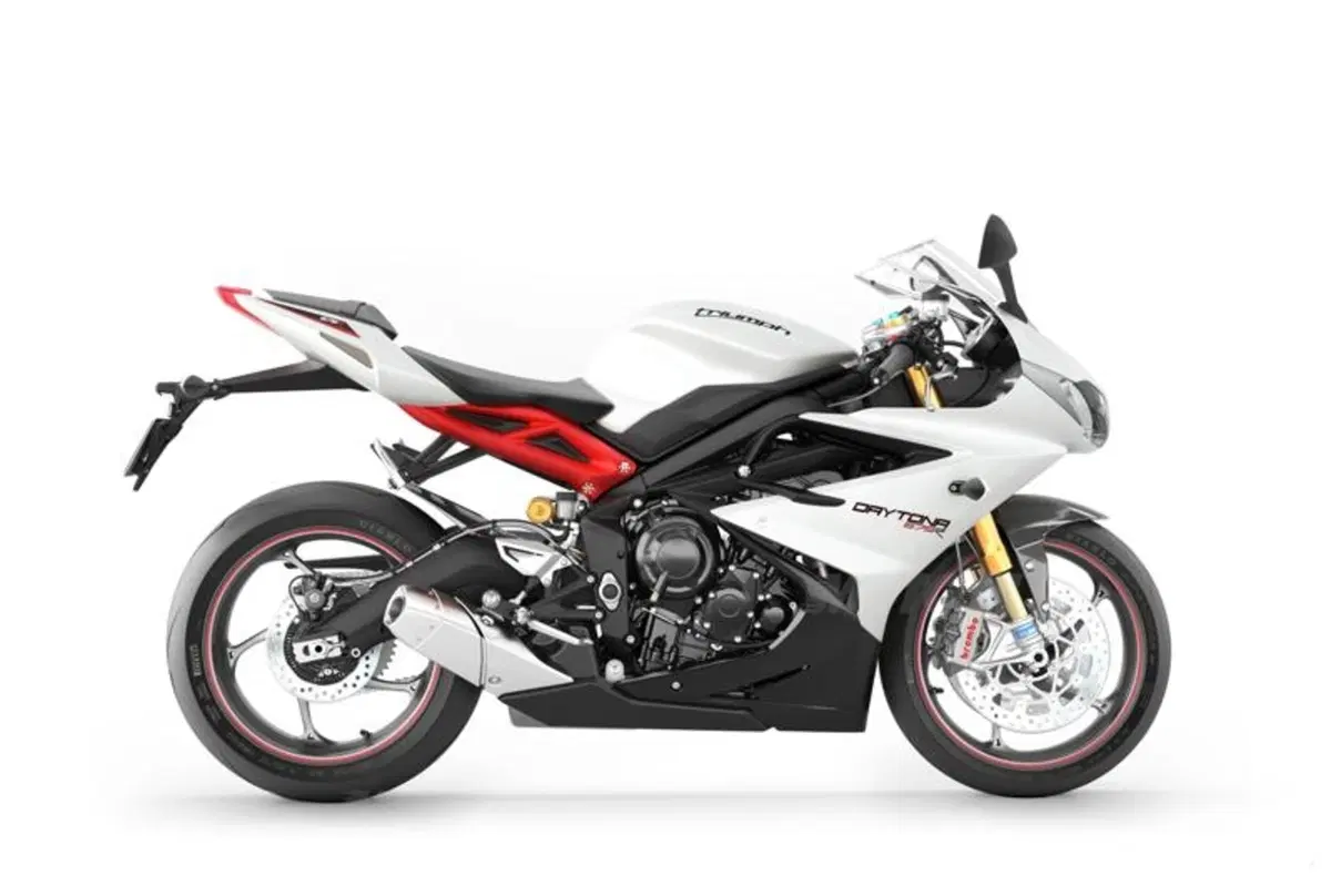 Nuove Triumph Daytona 675 e 675R a EICMA 2012 (21)