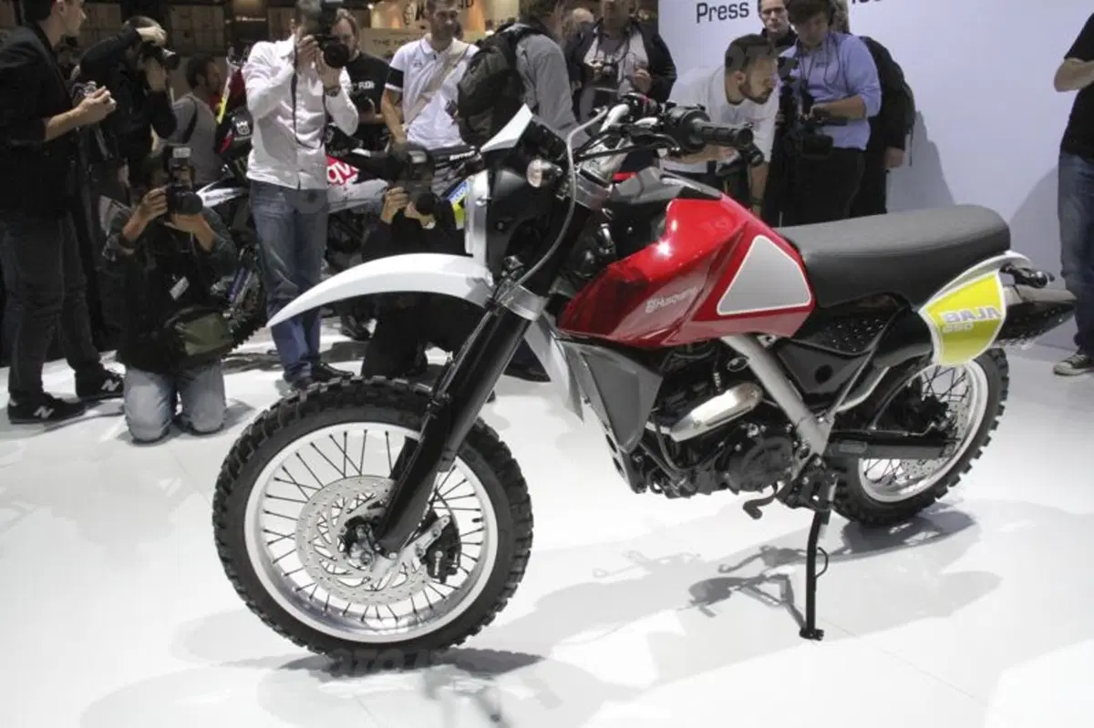 Husqvarna: concept Baja e TE449RR Dakar ad EICMA 2012 (12)