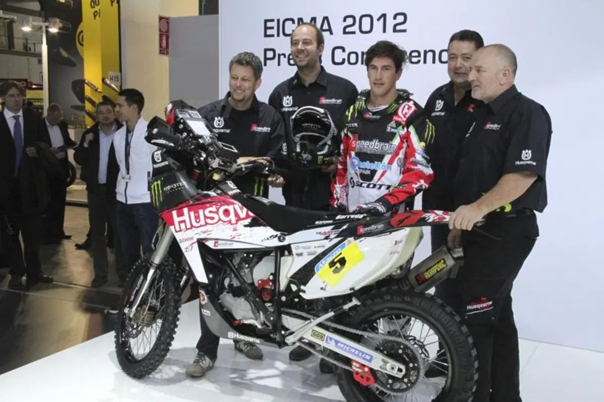 Husqvarna: concept Baja e TE449RR Dakar ad EICMA 2012 (13)