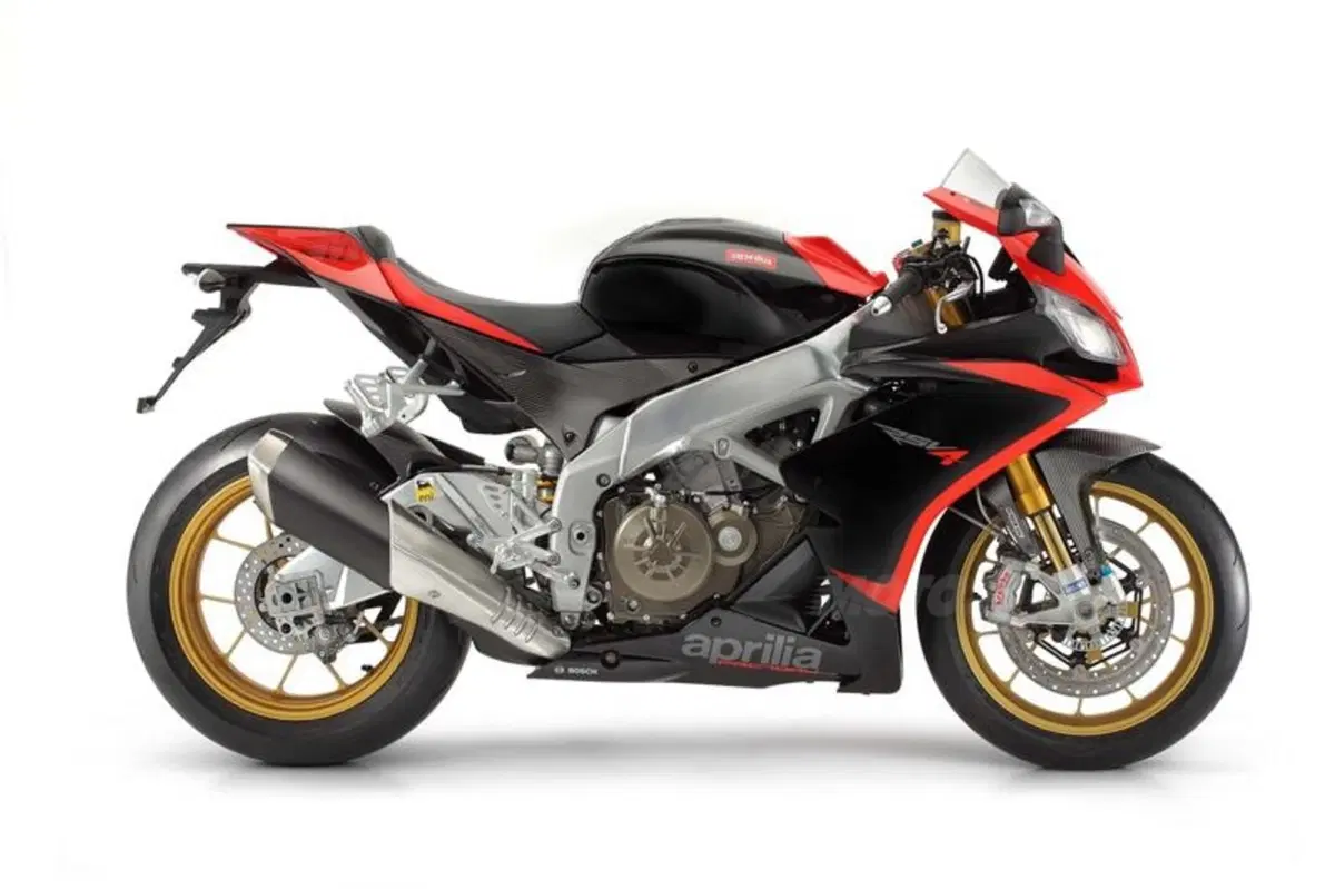 Aprilia: Nuova Caponord 1200 ed ABS anche su RSV4R (10)