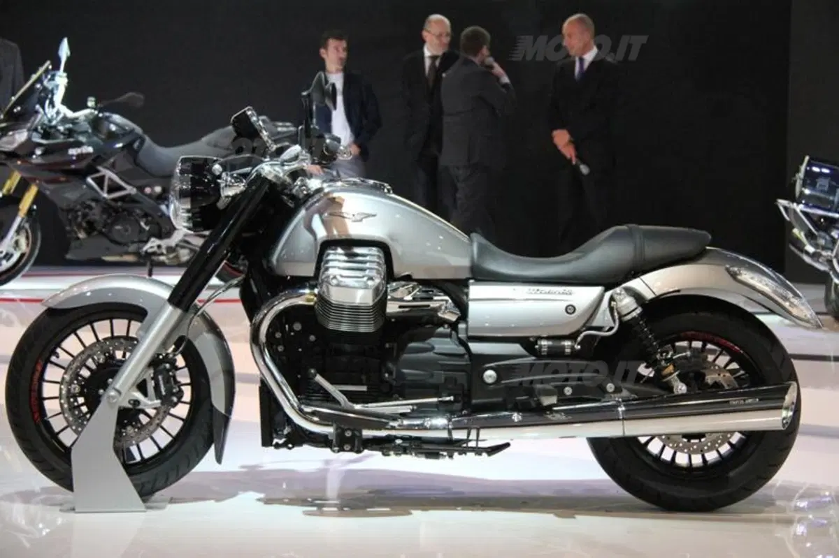 Moto Guzzi: California 1400 Custom e Touring ad EICMA 2012 (2)
