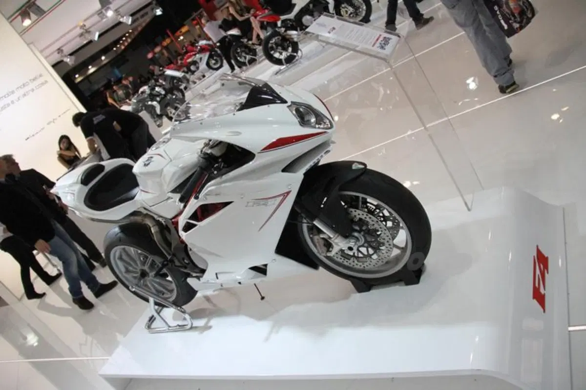 Nuova MV Agusta F4 2013 (3)