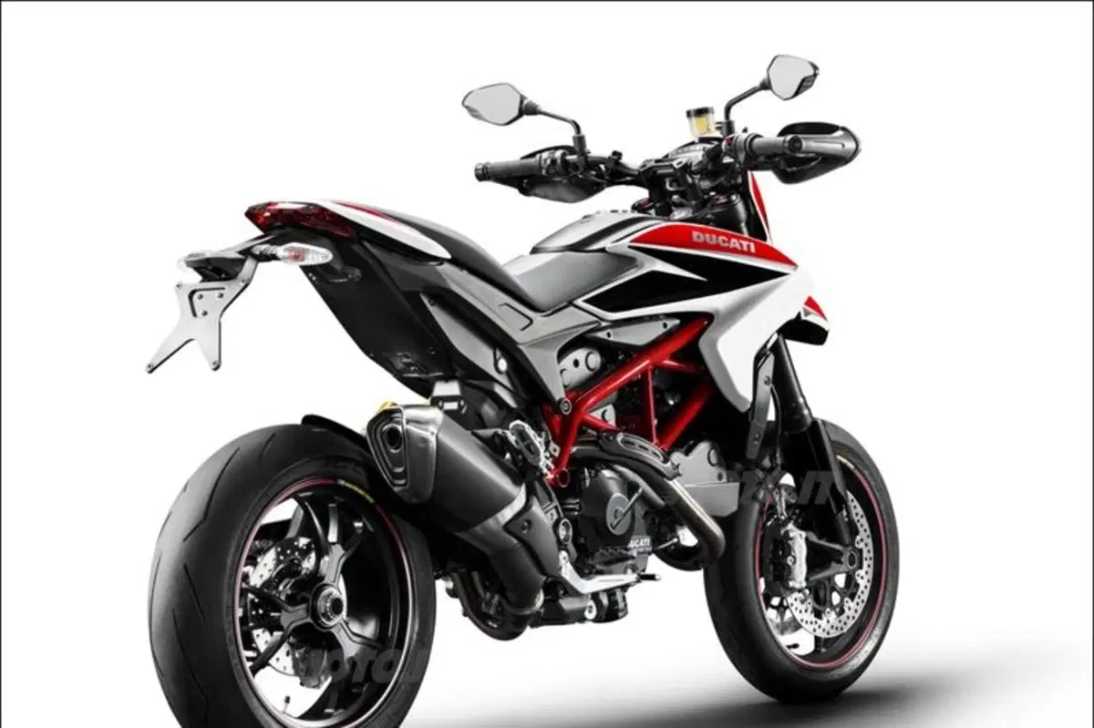 Ducati: nuove Hypermotard, Hypermotard SP e Hyperstrada ad EICMA 2012 (2)