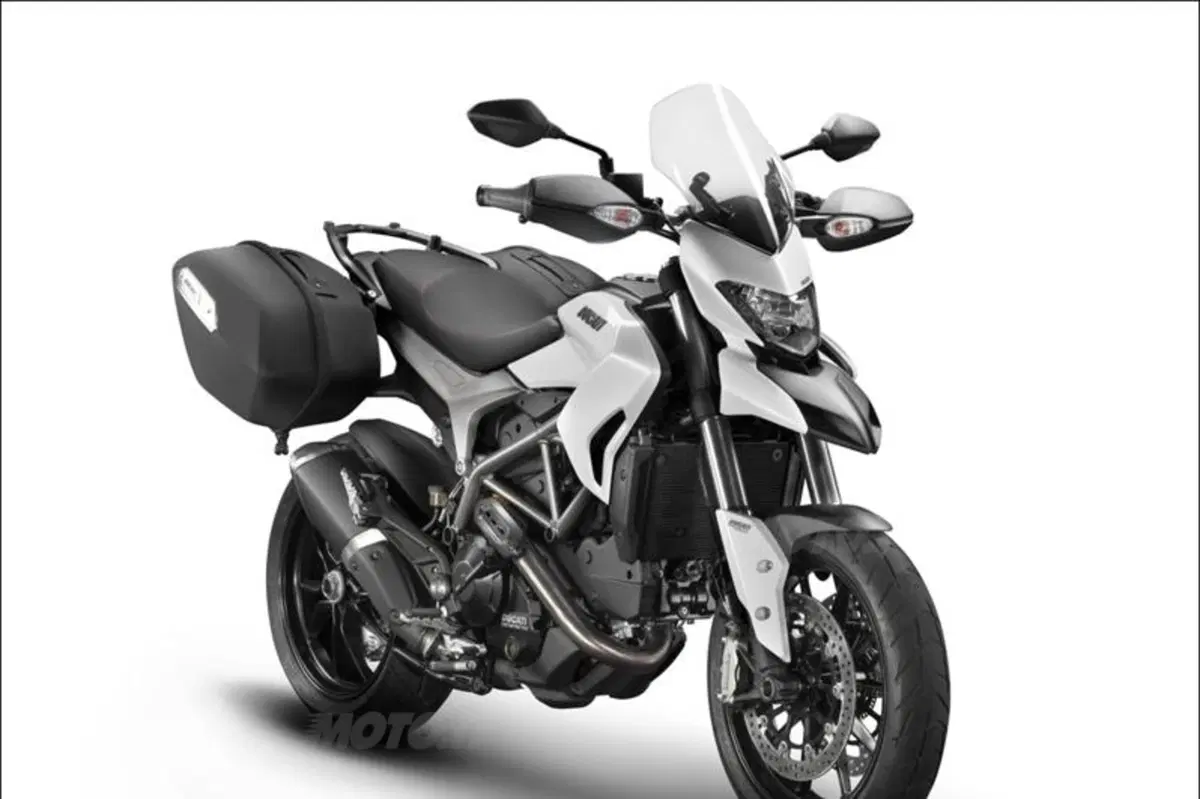 Ducati: nuove Hypermotard, Hypermotard SP e Hyperstrada ad EICMA 2012 (3)