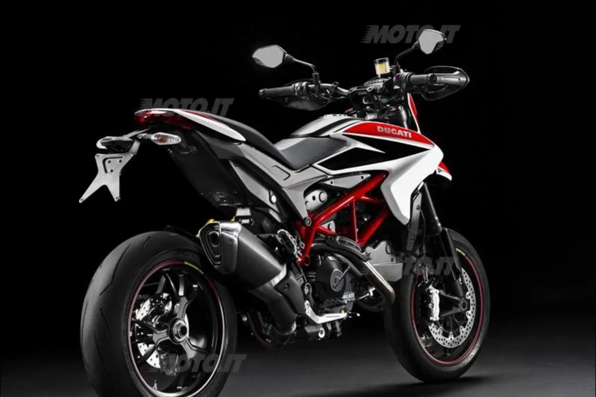Ducati: nuove Hypermotard, Hypermotard SP e Hyperstrada ad EICMA 2012 (5)